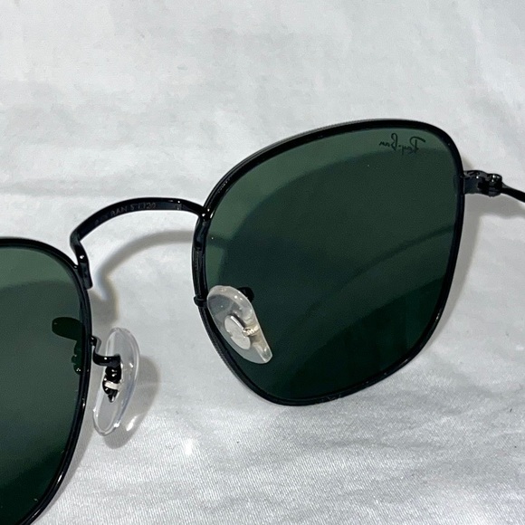 Rayban Frank Legend in Black Metal Green Crystal Lens main image 6